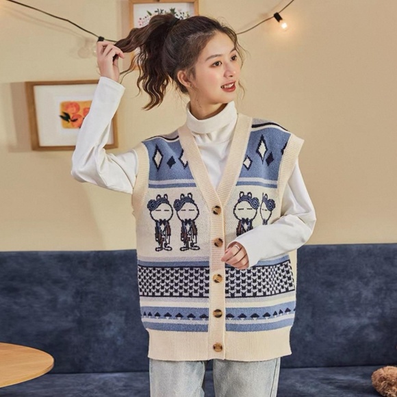 Tuzki Knit Vests (Size S) - Picture 1 of 7